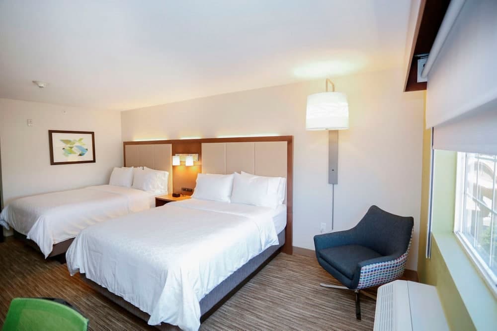 Holiday Inn Express Carlsbad by IHG property views in Carlsbad, NM — gallery photo 3