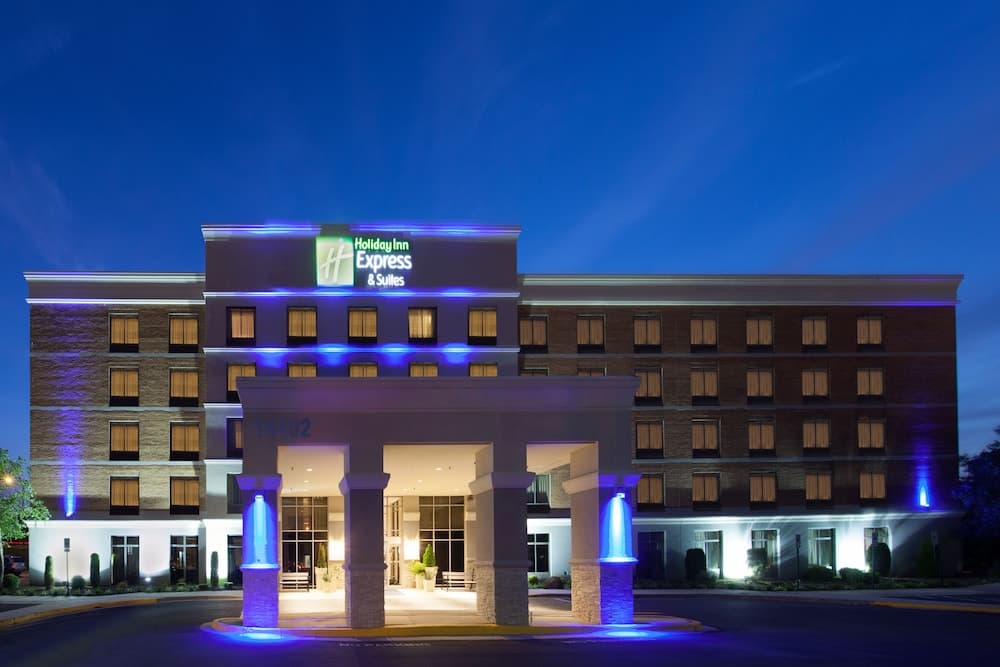 Holiday Inn Express Hotel and Suites Laurel by IHG featured exterior or lobby in Laurel, MD — similar hotel
