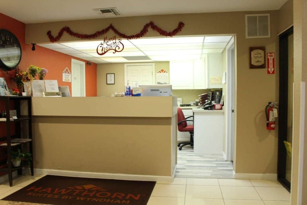 Hawthorn Extended Stay by Wyndham Wichita interior in Wichita, KS — gallery photo 2