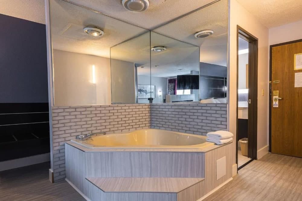 Coratel Inn & Suites by Jasper Hastings gallery photo in Hastings, MN — image 20
