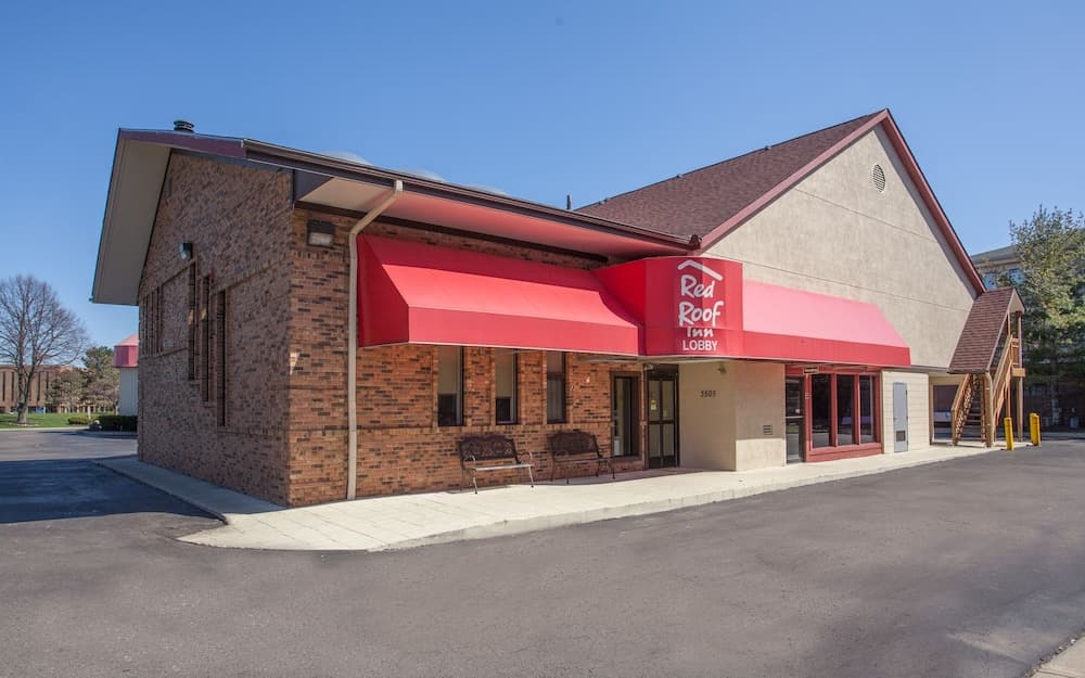 Red Roof Inn Ann Arbor - U of Michigan South featured exterior or lobby in Ann Arbor, MI — similar hotel