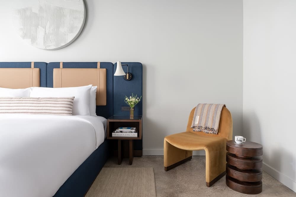The Neighborhood Hotel-Little Italy property views in Chicago, IL — gallery photo 3