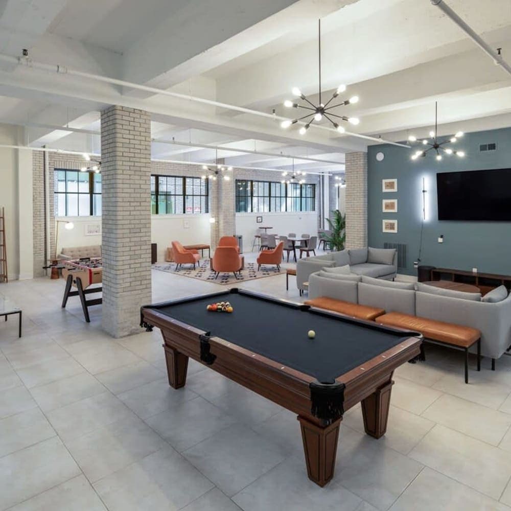 Sosuite 1BR Loft w Park View, W/d, Gym, Lounge property views in Philadelphia, PA — gallery photo 3