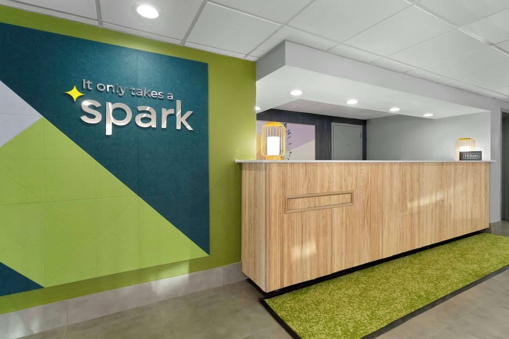 Spark By Hilton Grand Prairie interior in Grand Prairie, TX — gallery photo 2