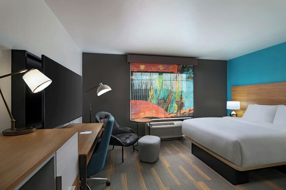 Towneplace Suites By Marriott property views in Lubbock, TX — gallery photo 3