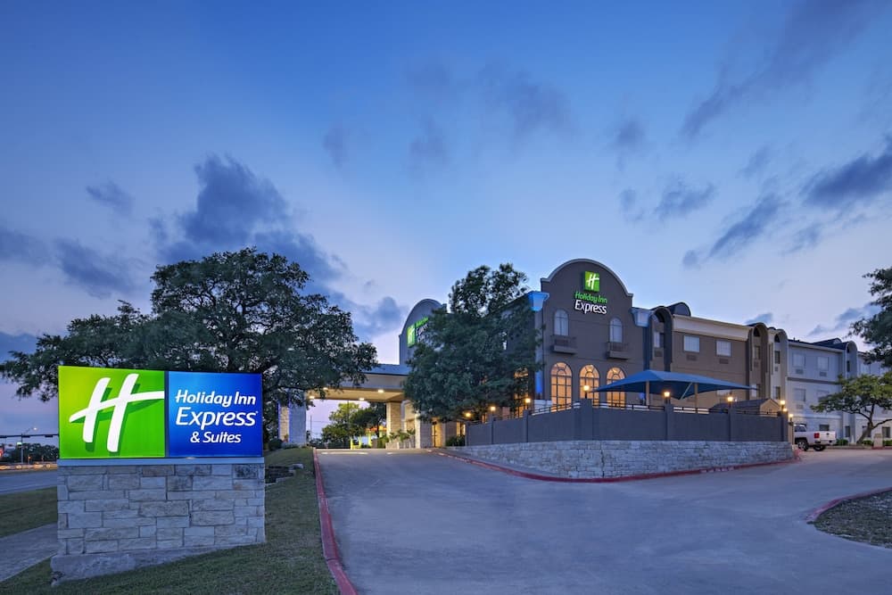 Holiday Inn Express Hotel & Suites Cedar Park by IHG — hotel in Cedar Park, Texas