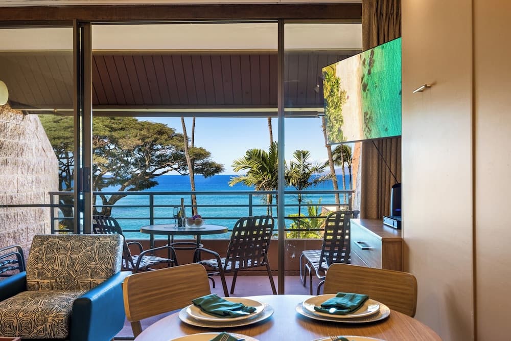 Kuleana Club - 513 featured exterior or lobby in Lahaina, HI — similar hotel