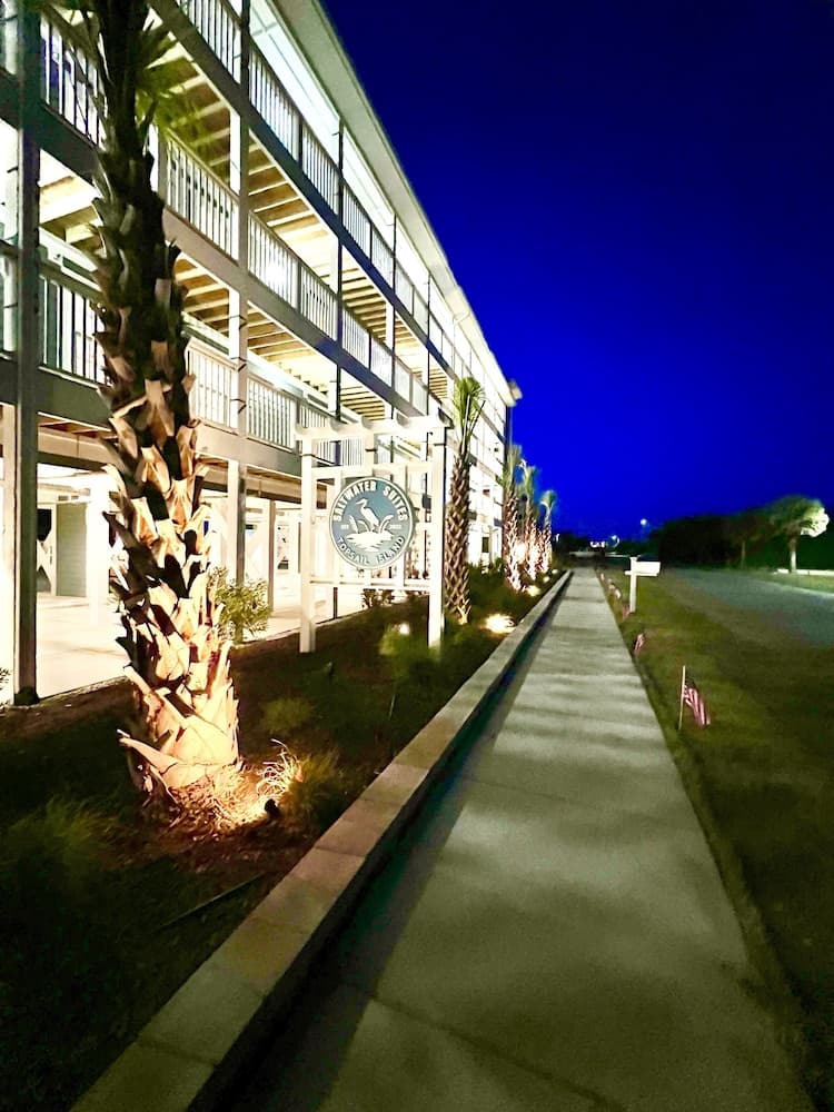Saltwater Suites gallery photo in Holly Ridge, NC — image 22