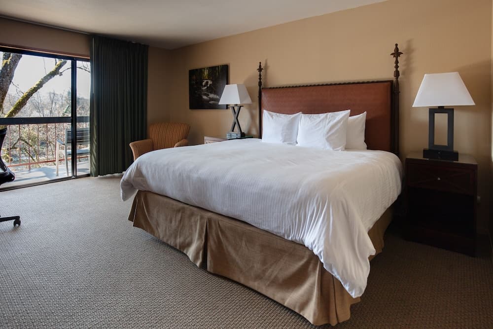 Riverside Inn gallery photo in Grants Pass, OR — image 26