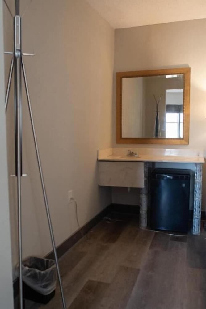 Hotel Chataura gallery photo in Dearborn, MI — image 26