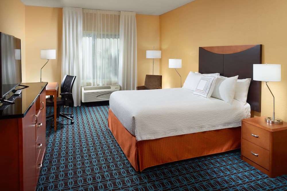 Fairfield Inn by Marriott Clarksville property views in Clarksville, TN — gallery photo 3