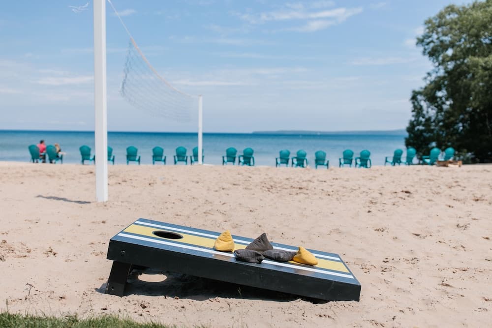 Breakers Resort & Beach Bar featured exterior or lobby in St Ignace, MI — similar hotel