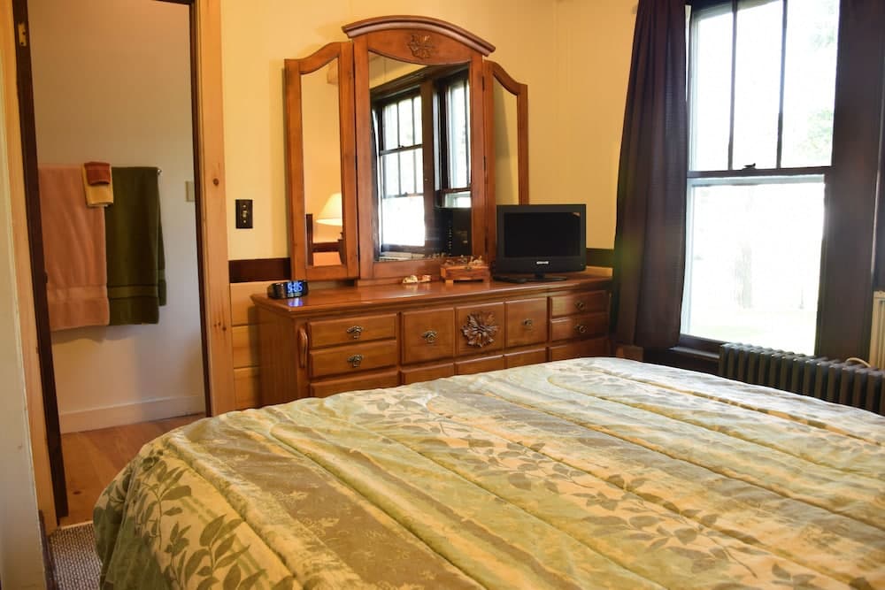 The Baseball Hotel gallery photo in Richfield Springs, NY — image 140