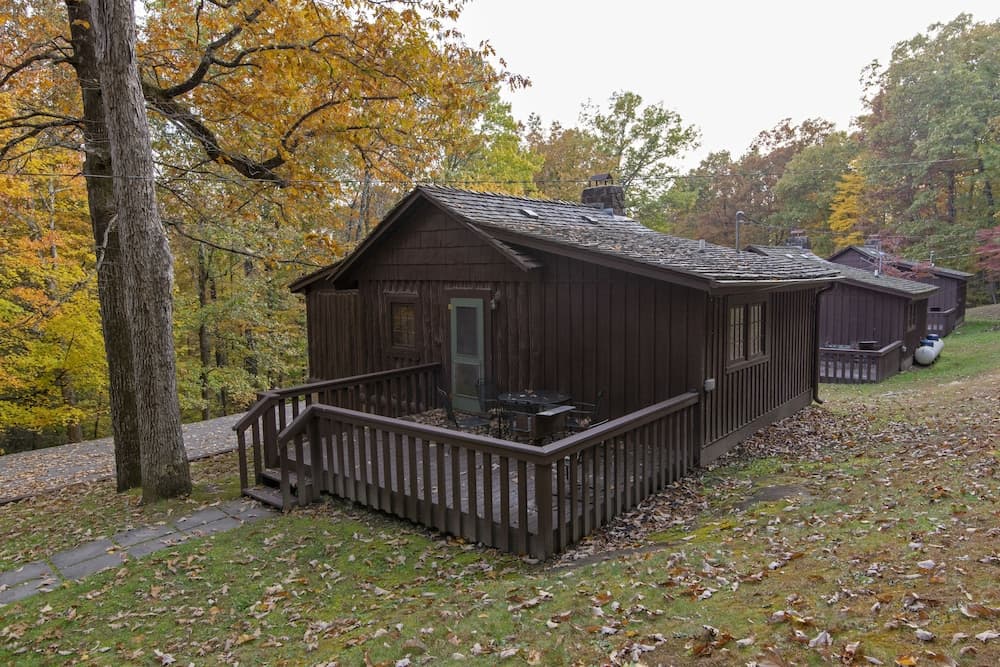 Pine Mountain State Resort Park featured exterior or lobby in Pineville, KY — similar hotel
