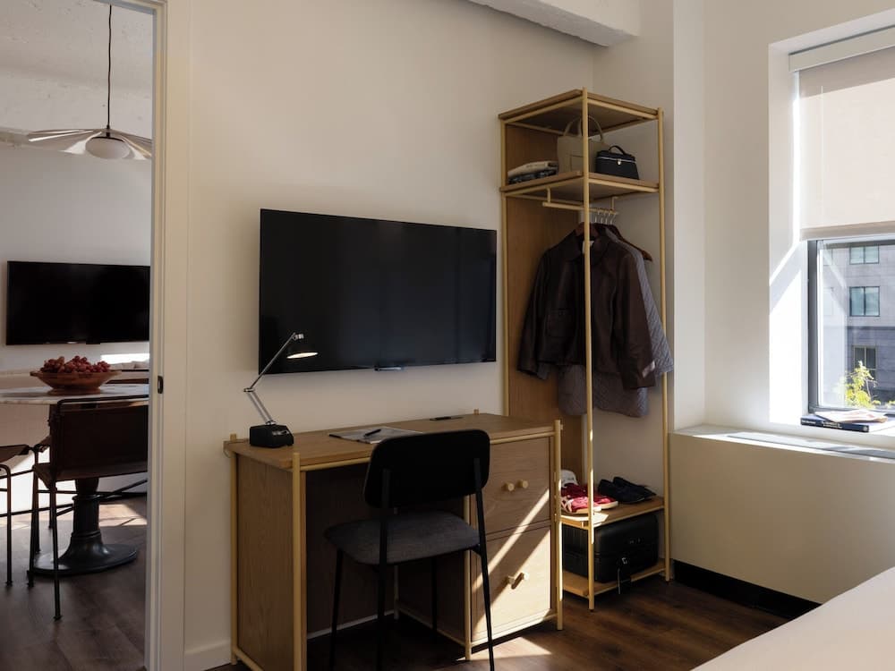 Mint House Washington D.C. - Downtown interior in Washington, DC — gallery photo 2