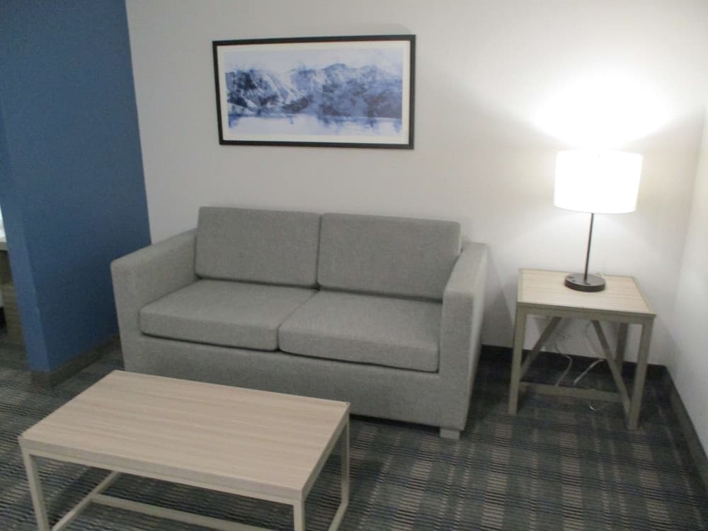 Merica Inn & Suites gallery photo in Wills Point, TX — image 18