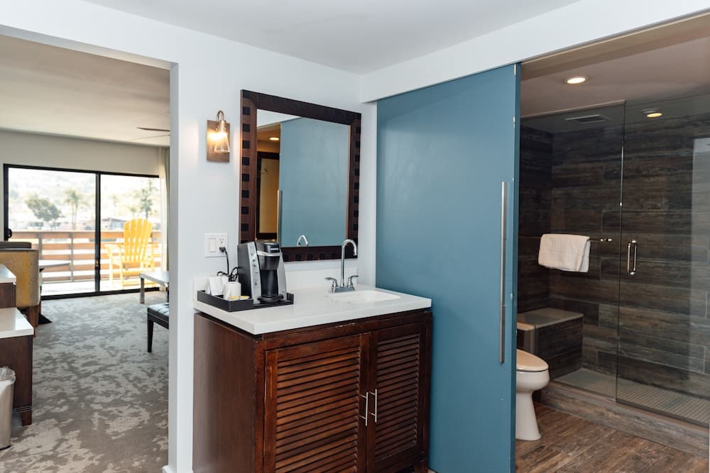 Lakehouse Resort gallery photo in San Marcos, CA — image 70