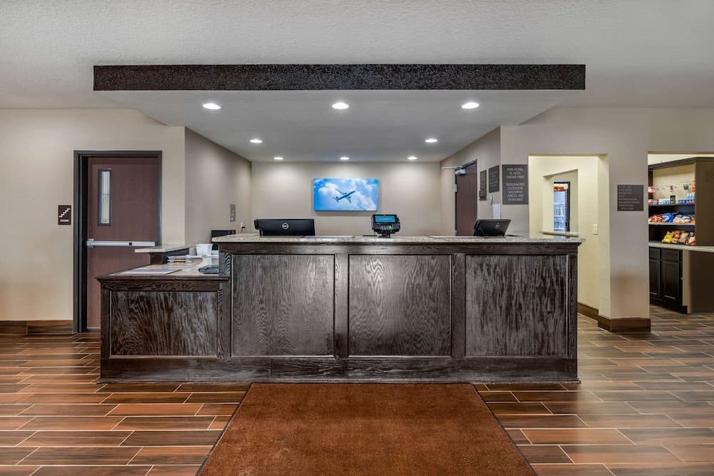 Comfort Inn & Suites Cedar Rapids CID Eastern Iowa Airport gallery photo in Cedar Rapids, IA — image 21