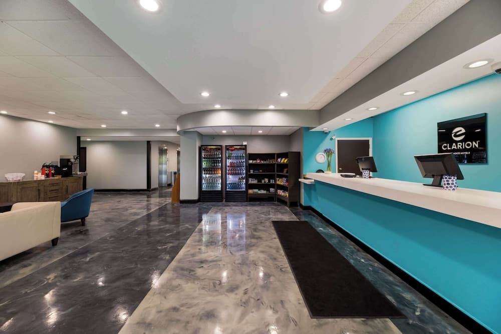 Clarion Hotel San Angelo near Convention Center gallery photo in San Angelo, TX — image 7
