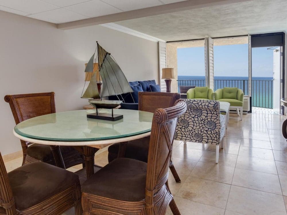 Holiday Inn Resort Panama City Beach by IHG gallery photo in Panama City Beach, FL — image 66