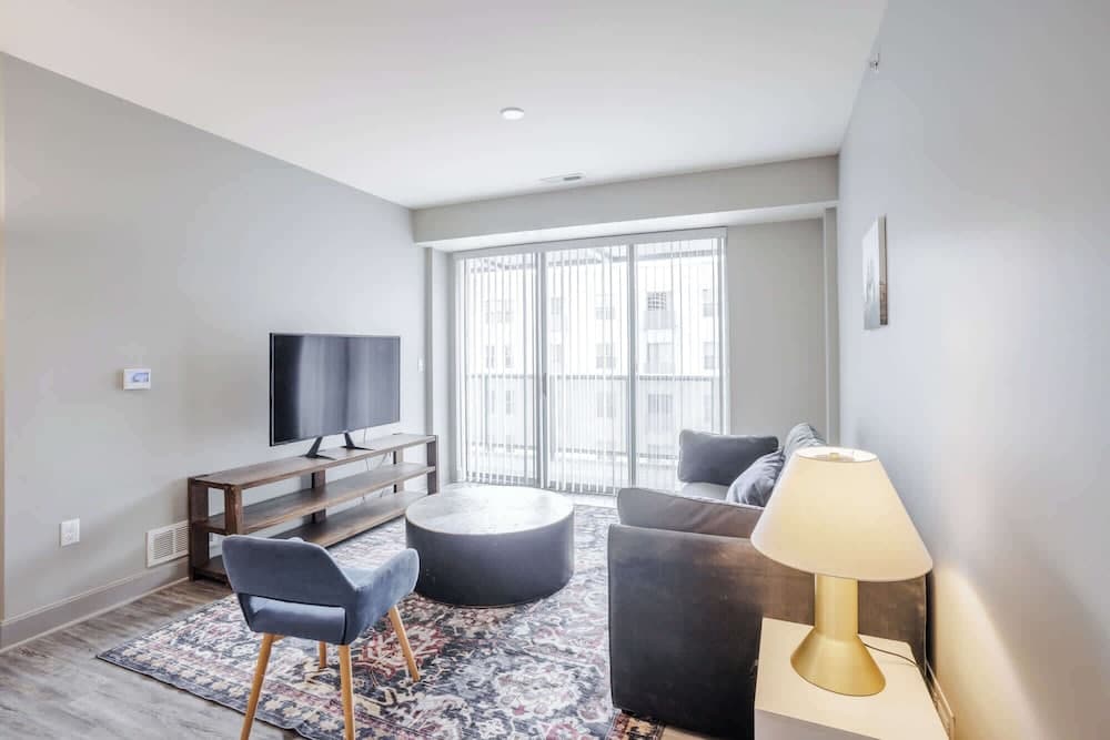 CozySuites - Current at the Banks featured exterior or lobby in Cincinnati, OH — similar hotel