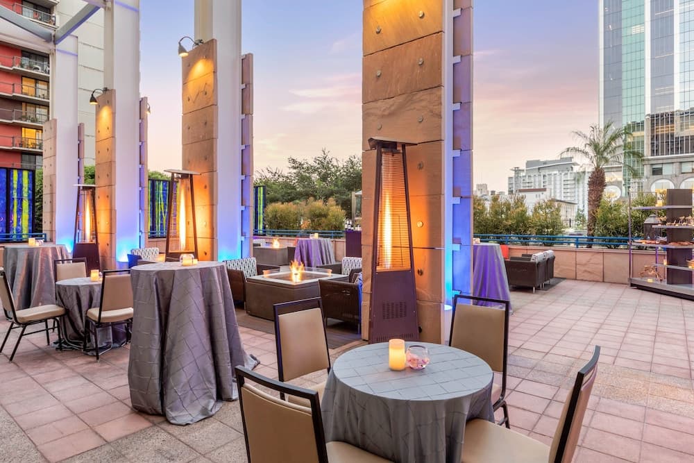 Omni Los Angeles Hotel gallery photo in Los Angeles, CA — image 12