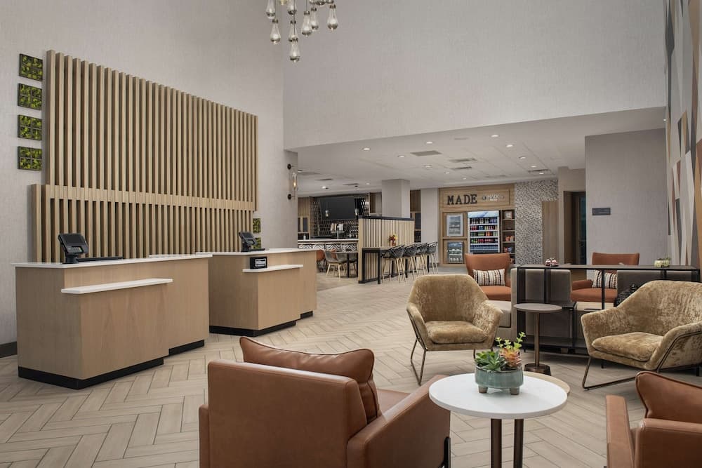 Doubletree by Hilton Chattanooga Hamilton Place interior in Chattanooga, TN — gallery photo 2