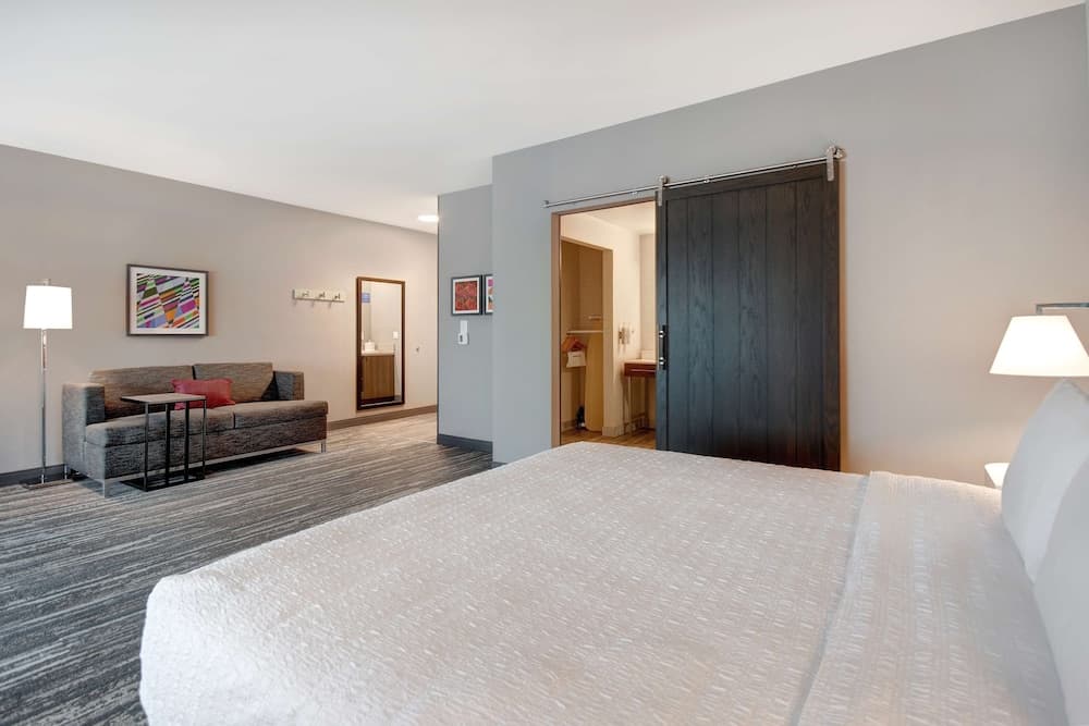 Hampton Inn & Suites Ontario Rancho Cucamonga gallery photo in Rancho Cucamonga, CA — image 43