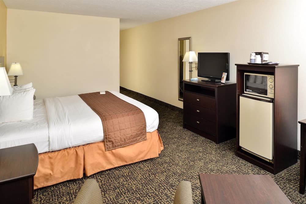Best Western Inn gallery photo in Elyria, OH — image 8