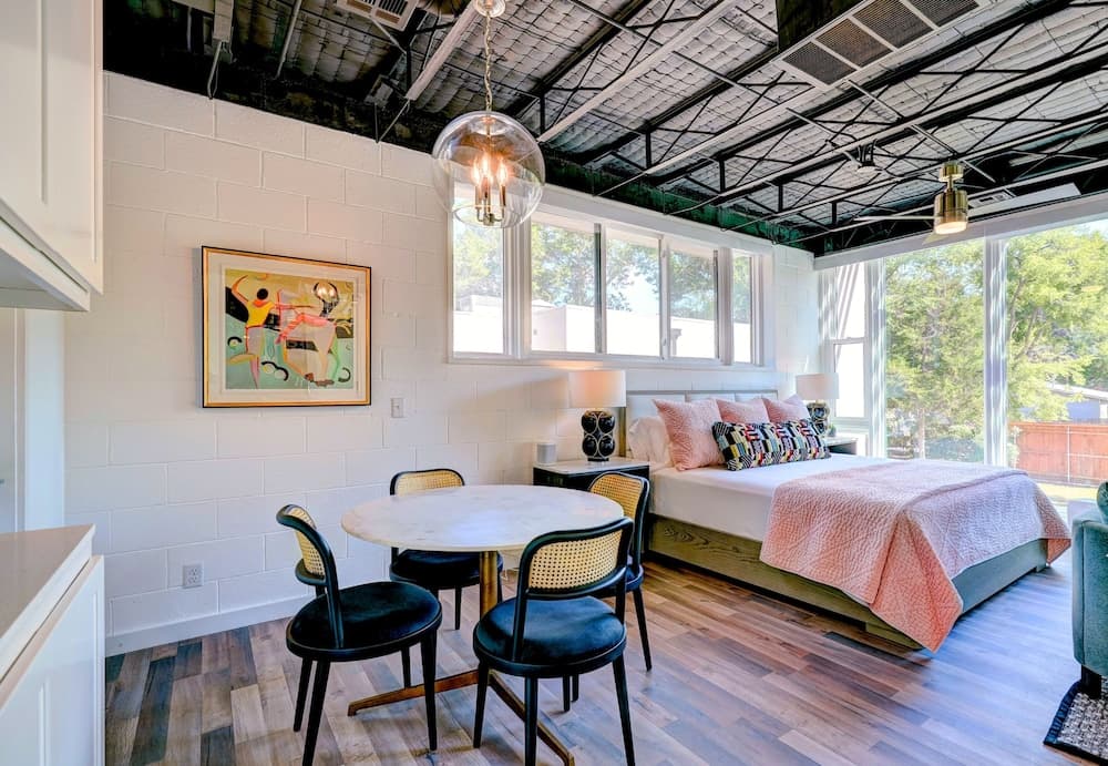 6BR Near OU Campus I Great for Big Groups 1010 gallery photo in Norman, OK — image 29