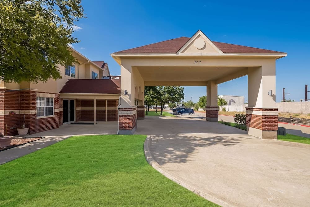 Econo Lodge Inn & Suites Mesquite - Dallas East gallery photo in Mesquite, TX — image 39