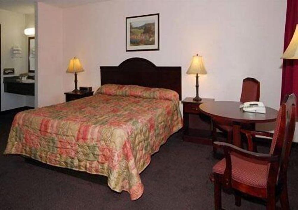 Quality Inn & Suites Cameron Park Shingle Springs gallery photo in Shingle Springs, CA — image 27