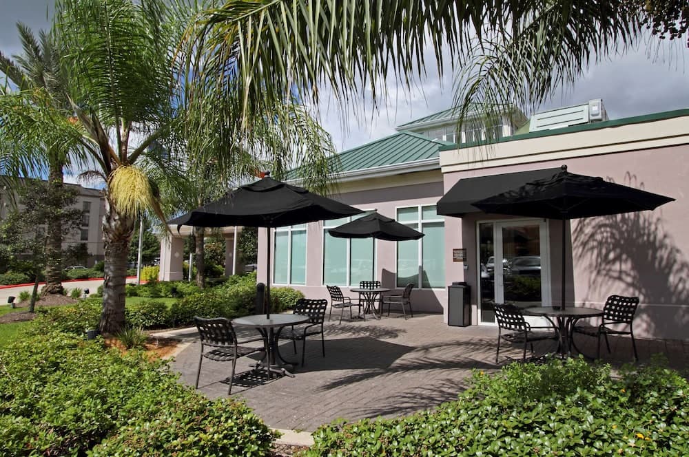Hilton Garden Inn Beaumont, TX gallery photo in Beaumont, TX — image 17