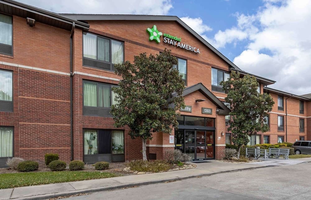Extended Stay America Suites Houston Med Ctr NRG Park Kirby featured exterior or lobby in Houston, TX — similar hotel