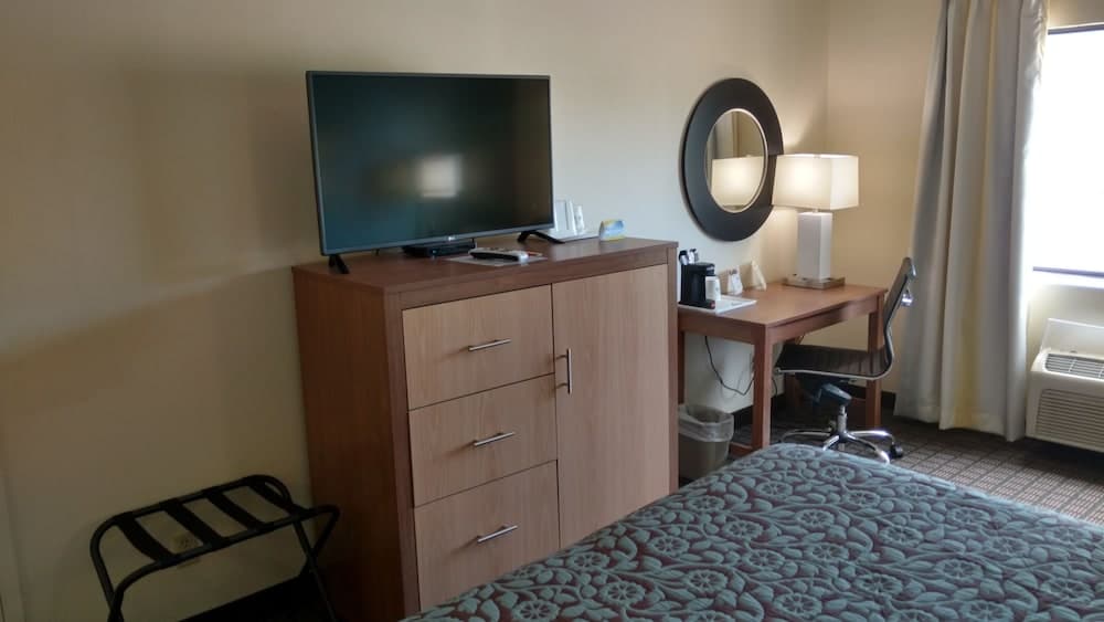 Days Inn by Wyndham Ashland gallery photo in Ashland, KY — image 33