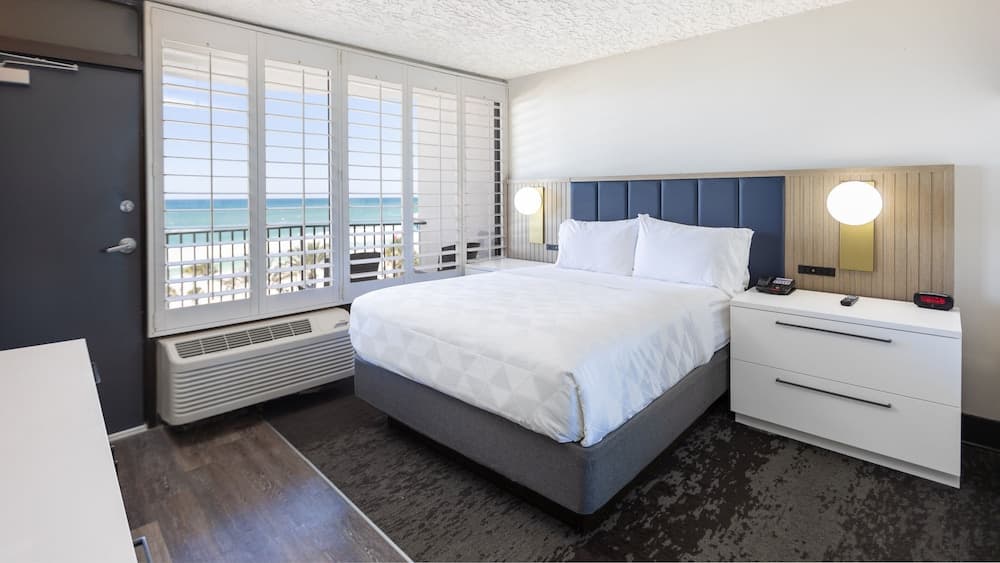 Holiday Inn Resort Panama City Beach by IHG gallery photo in Panama City Beach, FL — image 143