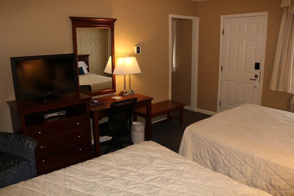 The Village Inn Harrisonburg interior in Harrisonburg, VA — gallery photo 2