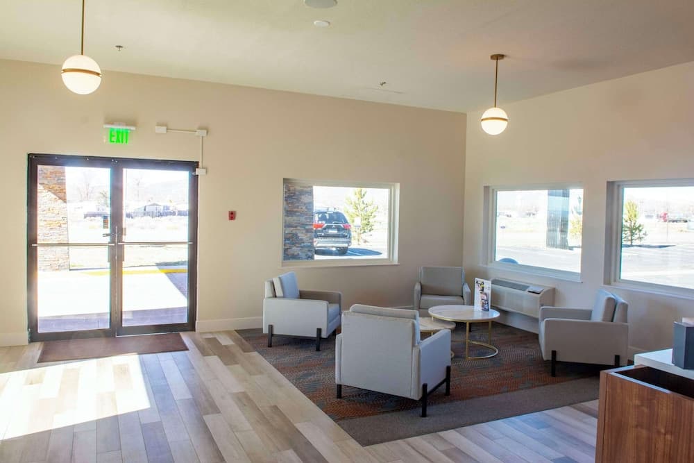 Comfort Inn Battle Mountain - Midway Between Elko and Winnemucca property views in Battle Mountain, NV — gallery photo 3