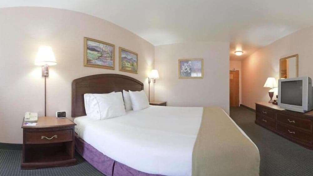 Holiday Inn Express Lexington by IHG property views in Lexington, VA — gallery photo 3