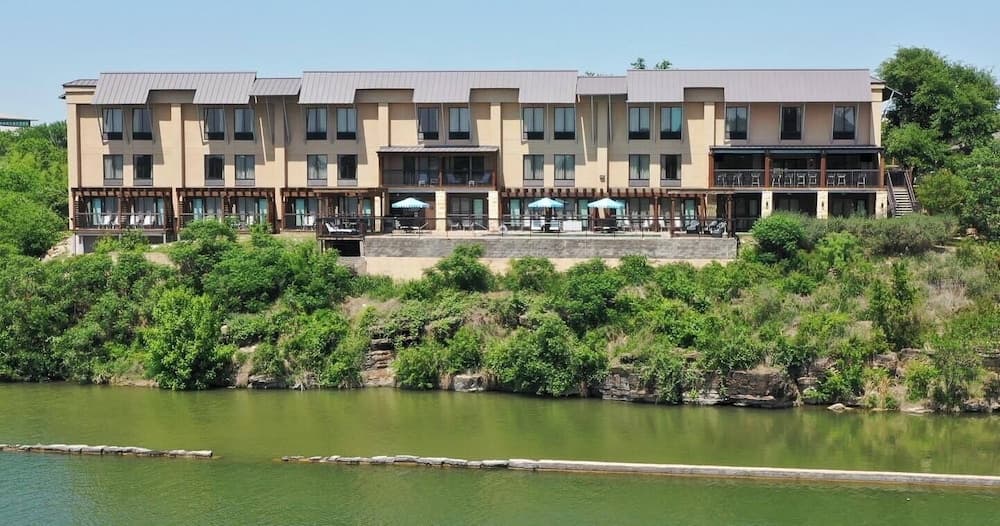 Hidden Falls Inn — hotel in Marble Falls, Texas