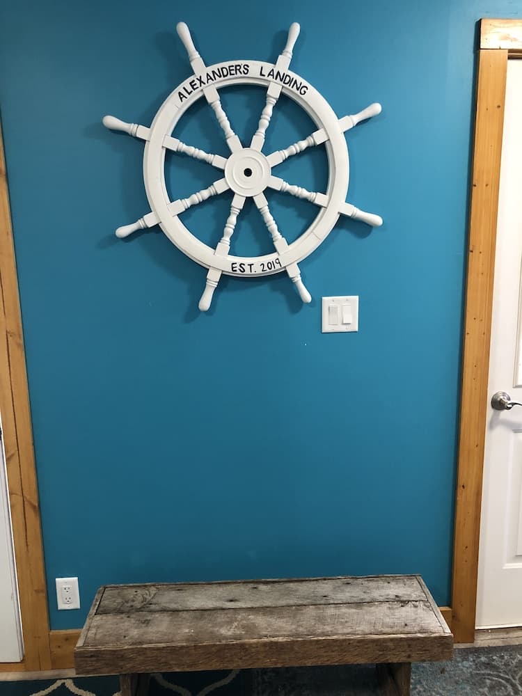 Alexanders Landing interior in Monticello, IN — gallery photo 2
