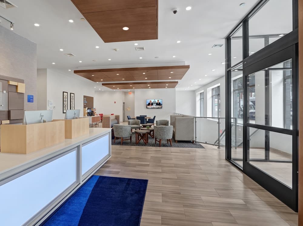 Hotel 1200 interior in Brooklyn, NY — gallery photo 2