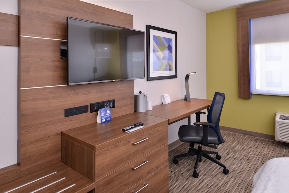 Holiday Inn Express Hotel & Suites Mesquite by IHG gallery photo in Mesquite, TX — image 6