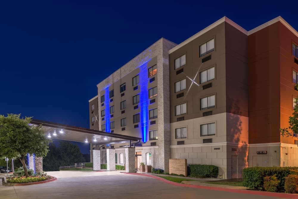 Holiday Inn Express Hotel & Suites Mesquite by IHG gallery photo in Mesquite, TX — image 26