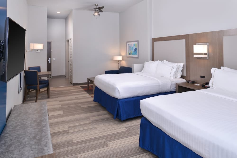 Holiday Inn Express & Suites Houston E - Pasadena by IHG property views in Pasadena, TX — gallery photo 3