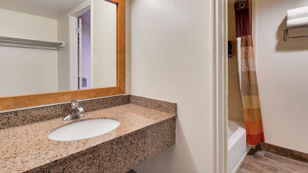 Best Western East Zion Thunderbird Lodge gallery photo in Orderville, UT — image 12