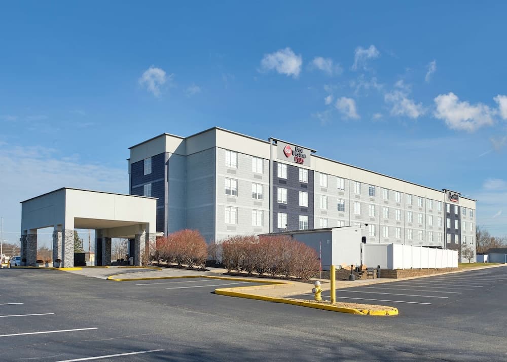 Comfort Inn & Suites Pottstown Eastern Gateway featured exterior or lobby in Pottstown, PA — similar hotel