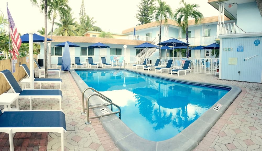 Great Escape Apartments by Lowkl — hotel in Lauderdale-by-the-Sea, Florida