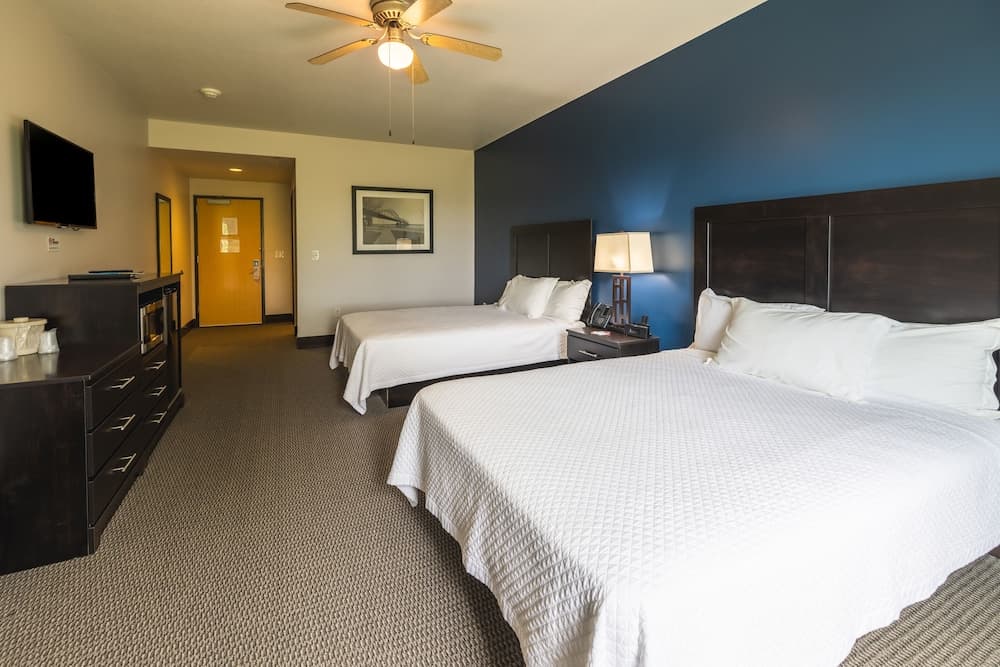 Wild Rose Casino & Hotel Clinton property views in Clinton, IA — gallery photo 3
