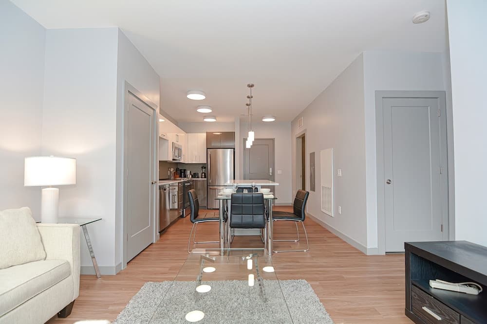 Global Luxury Suites Downtown Providence interior in Providence, RI — gallery photo 2